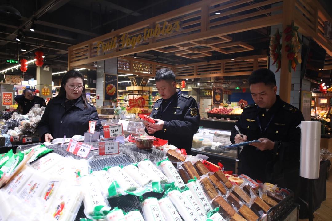 监管“不打烊”！长顺县筑牢春节食品安全防线，让群众囤得放心