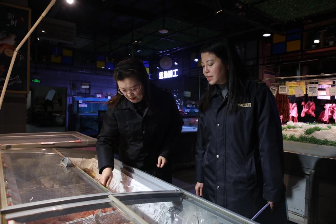 监管“不打烊”！长顺县筑牢春节食品安全防线，让群众囤得放心