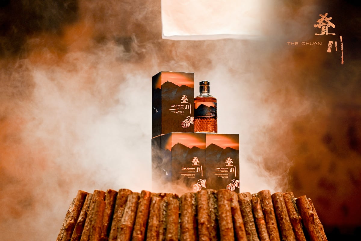 叠川推出首款烟熏风味威士忌 以独特中国风味礼献世界