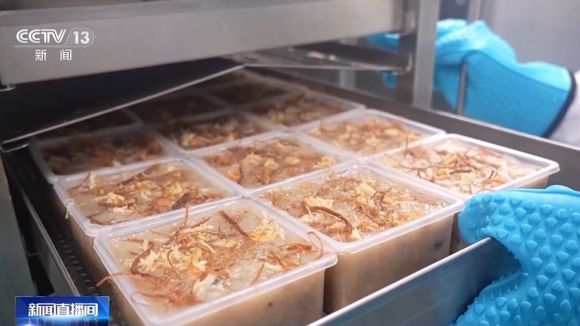 年货“涌进来”，中国味“走出去” 解锁春节消费的双向活力