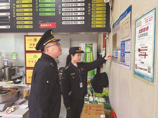 浙江象山开展节后餐饮食品安全专项检查 严防过期食材保舌尖安全